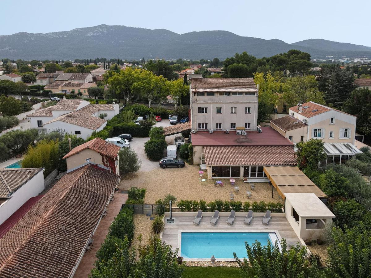 فندق Gémenosفي  Le Provence المظهر الخارجي الصورة